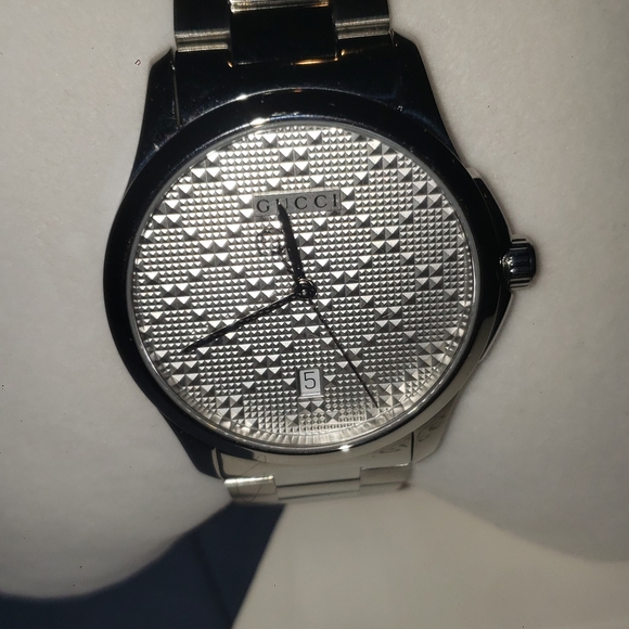 Gucci Watch - Picture 4 of 4